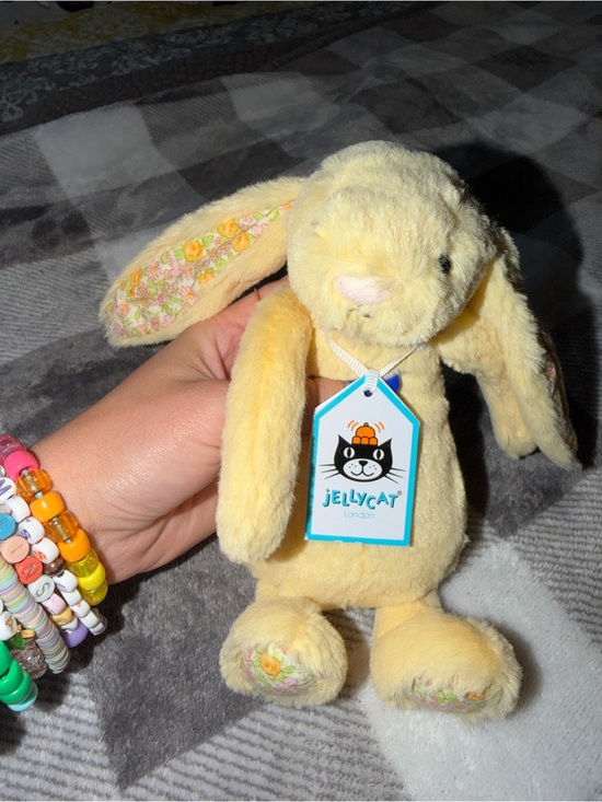 Jellycat Other - Small Lemon Blossom Bunny Jellycat NWT